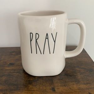 RAE DUNN “Pray” Mug